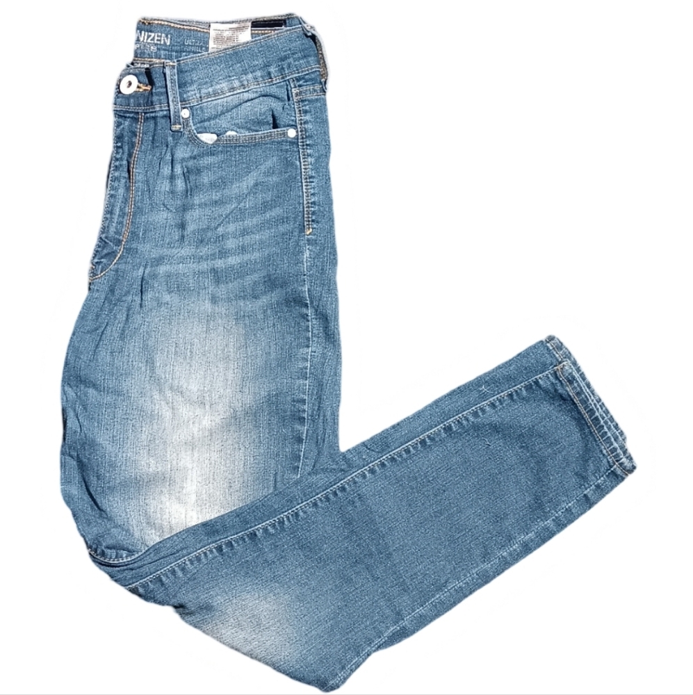 Blue wash denizen by Levi jeans